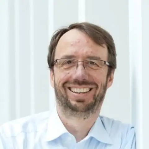 Dr. Thomas Hußlein