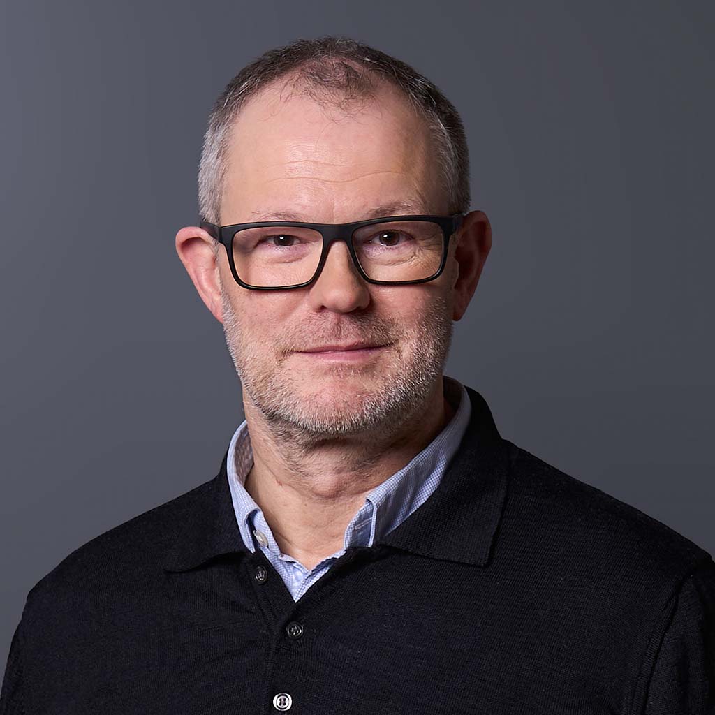 Dr. Achim Plum